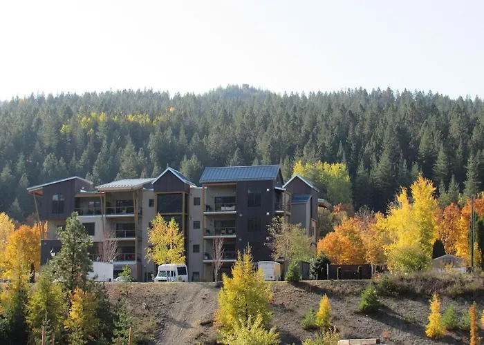 Large Studio Condo With Full Kitchen, Bike The Trail, Beautiful Balcony Views Hottub Fireplace